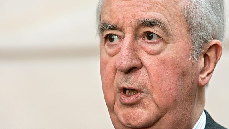 Video thumbnail for Former French PM Edouard Balladur dies aged 97: family