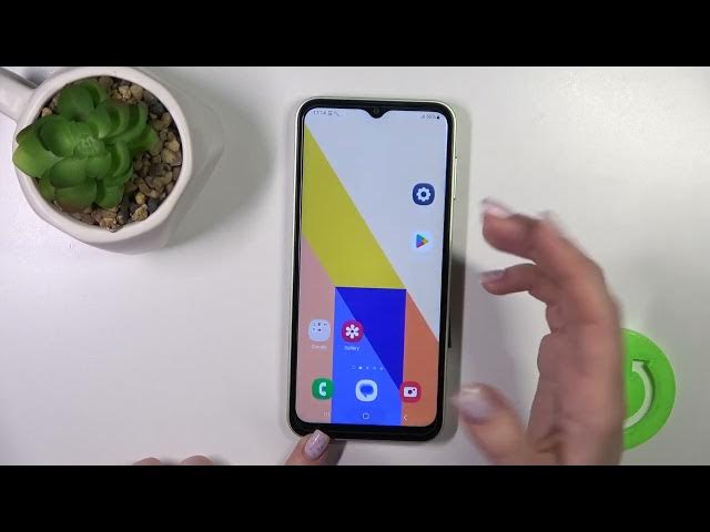 Video thumbnail for How to Connect to a WiFi Network on a SAMSUNG Galaxy F14