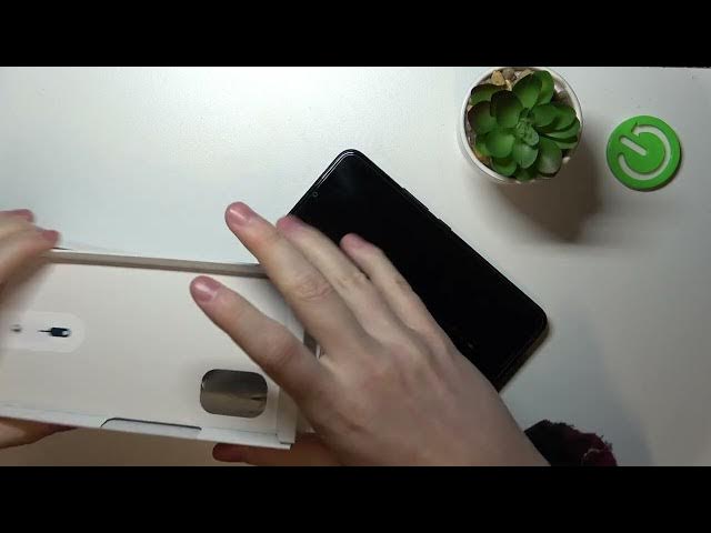 Video thumbnail for NOKIA C21 Plus Box Accessories | What's Inside the Box