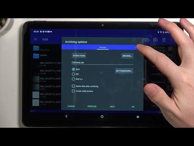 Video thumbnail for How To Pack Files Into Rar & Zip Archives on the TCL Tab 10s - RAR App