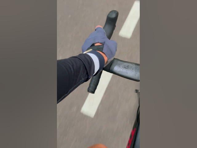 Video thumbnail for #80smusic #cycling #cyclinglife #trekbikes #paris #music #cyclingfans #cyclist