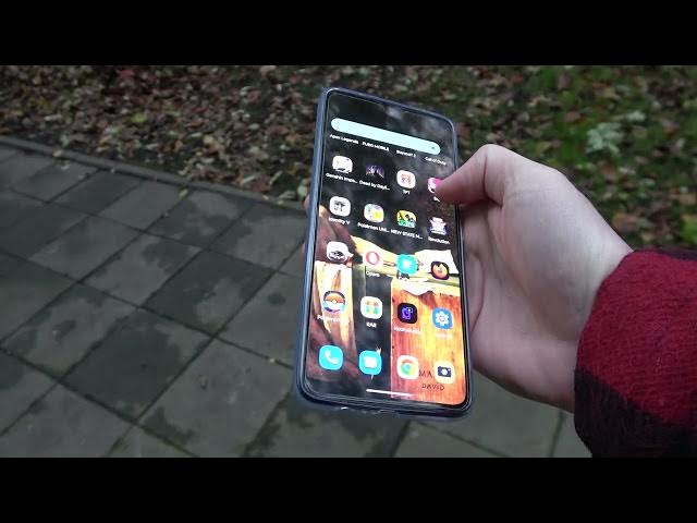 Video thumbnail for How to Manage Display Brightness Outside on MOTOROLA Moto G72
