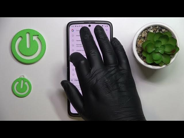 Video thumbnail for Motorola Razr 2022 - How To Activate Keyboard Clipboard
