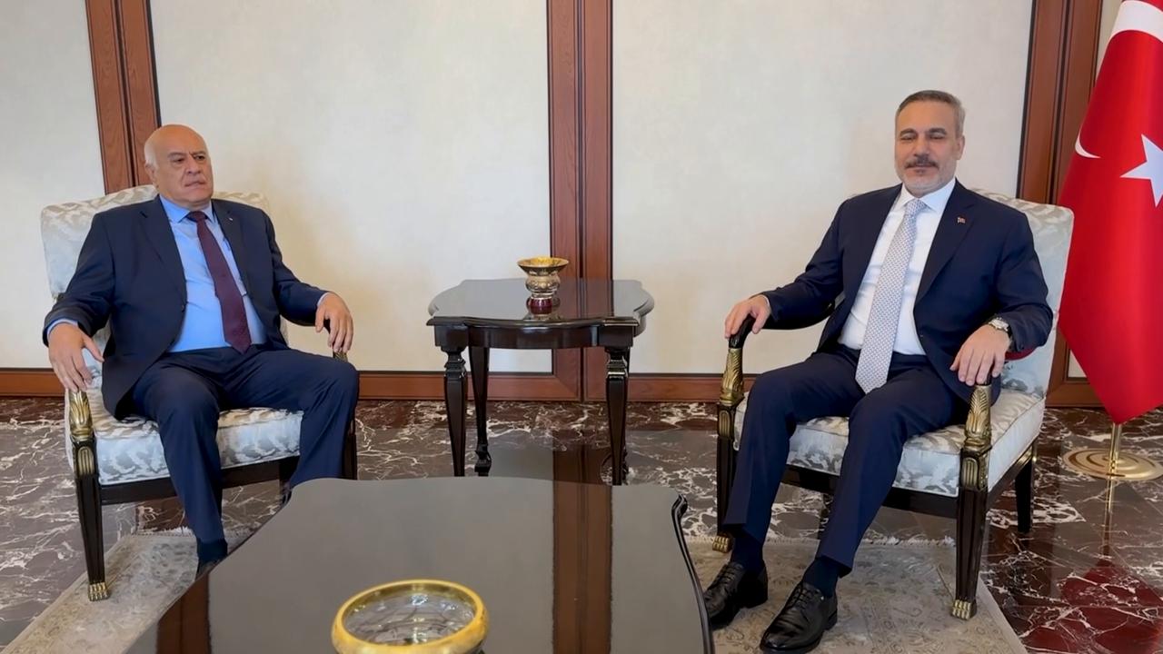 Video thumbnail for Türkiye: Turkish FM Fidan meets Fatah Secretary General Rajoub in Ankara.