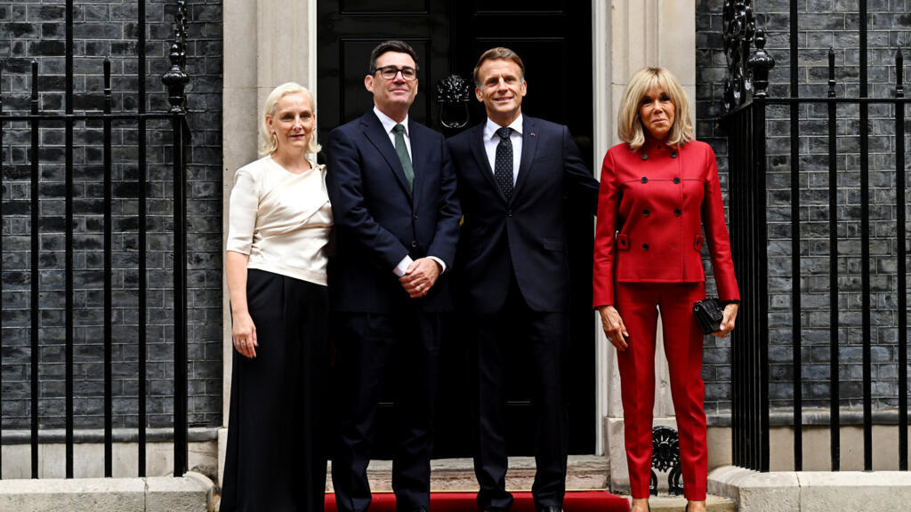 Video thumbnail for France's Macron meets UK PM Burnham at Downing Street