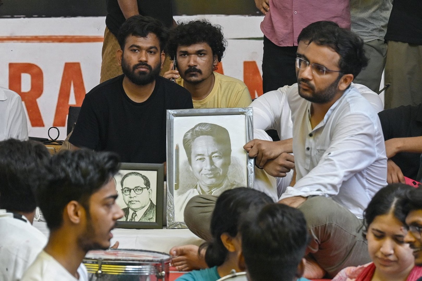 Video thumbnail for Cockroach Party protest intensifies after Wangchuk forcibly hospitalised