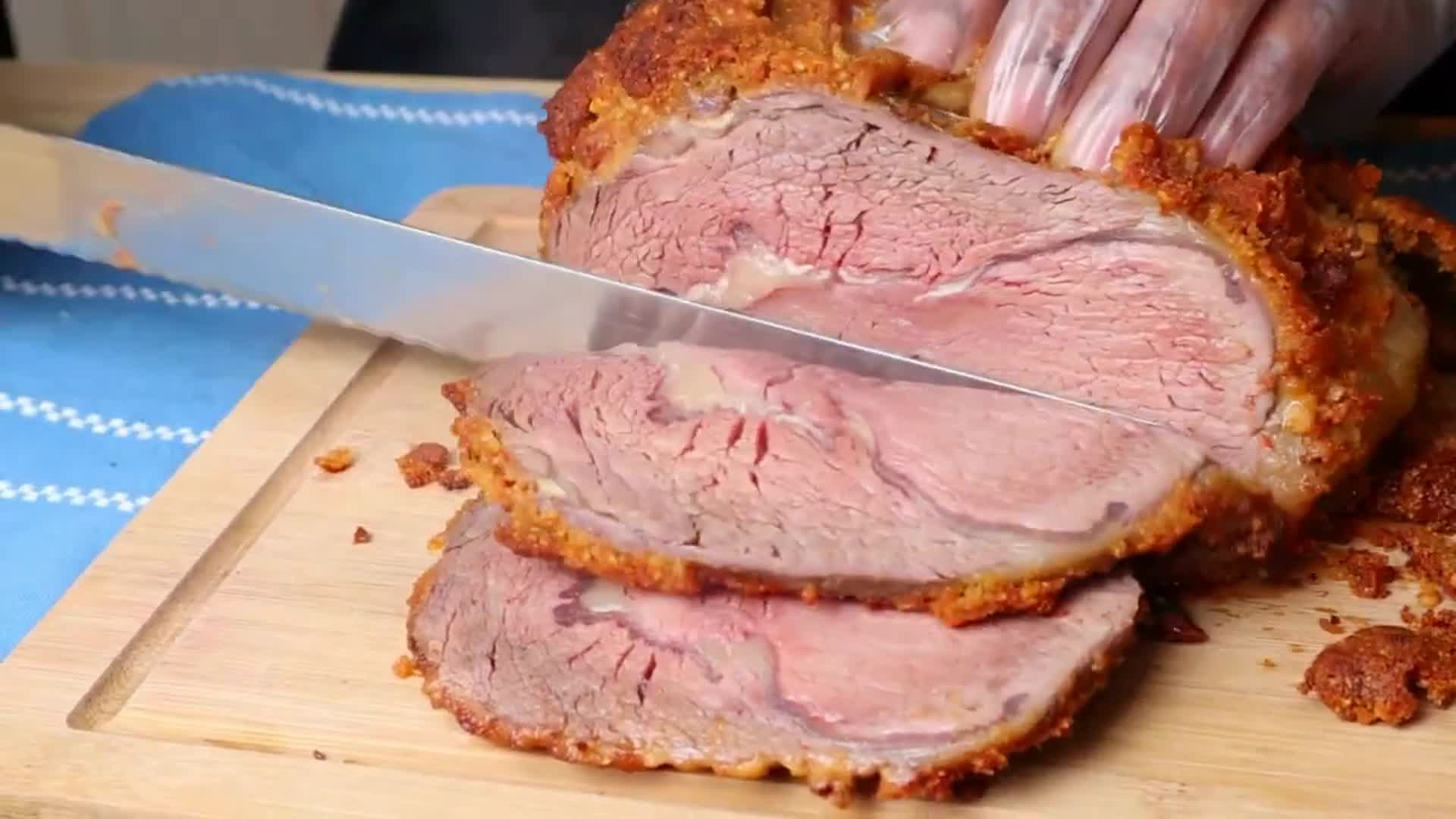 Video thumbnail for Best Beef Rib Roast Recipe