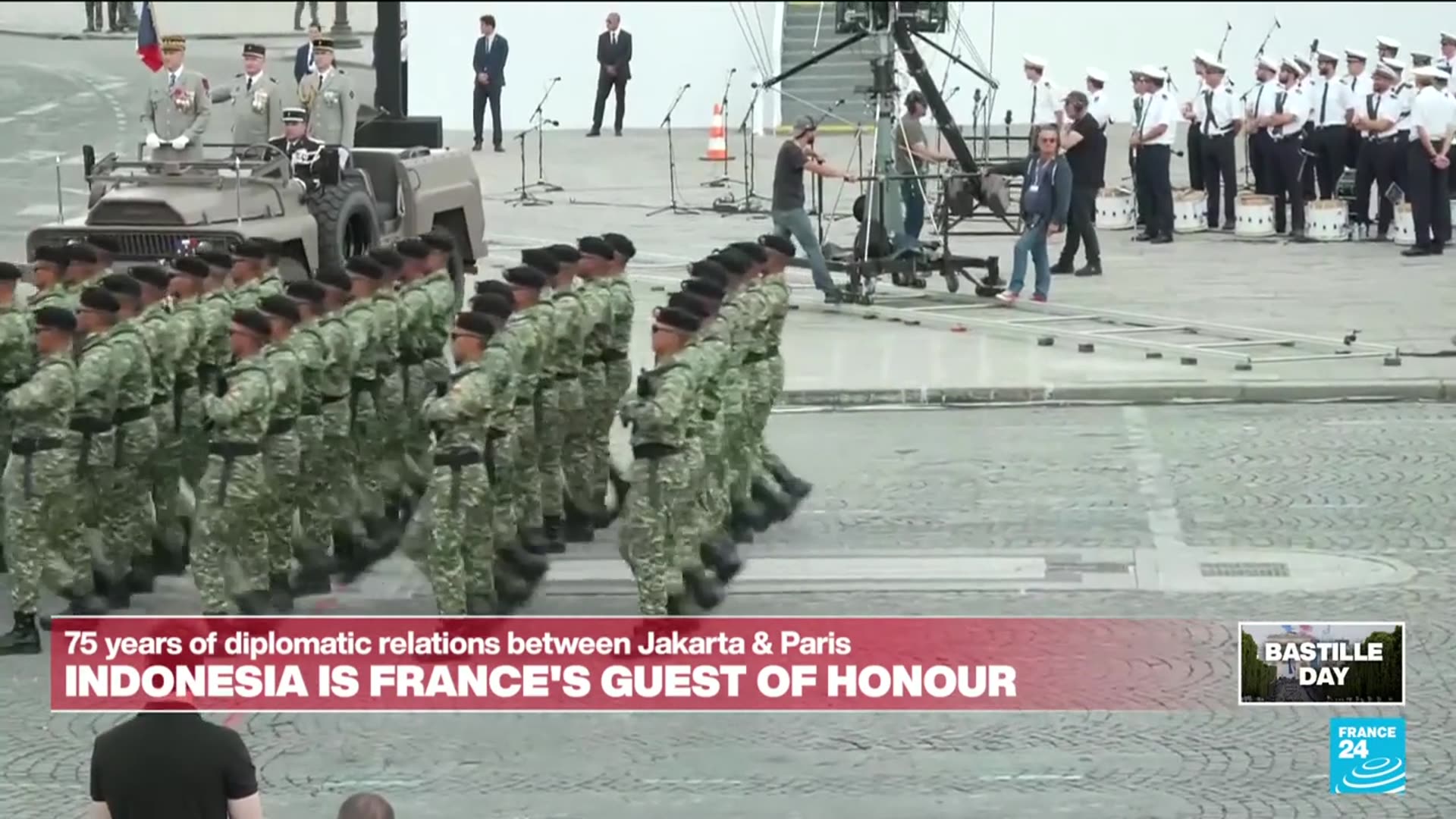 'Video thumbnail for France Bastille Day: Military troups start arriving at Place the la Concorde'