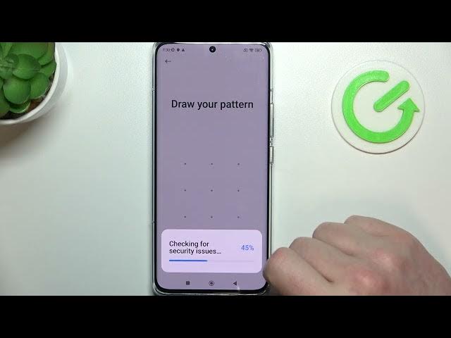 Video thumbnail for Is There a Fingerprint Sensor on Xiaomi 13 Pro?
