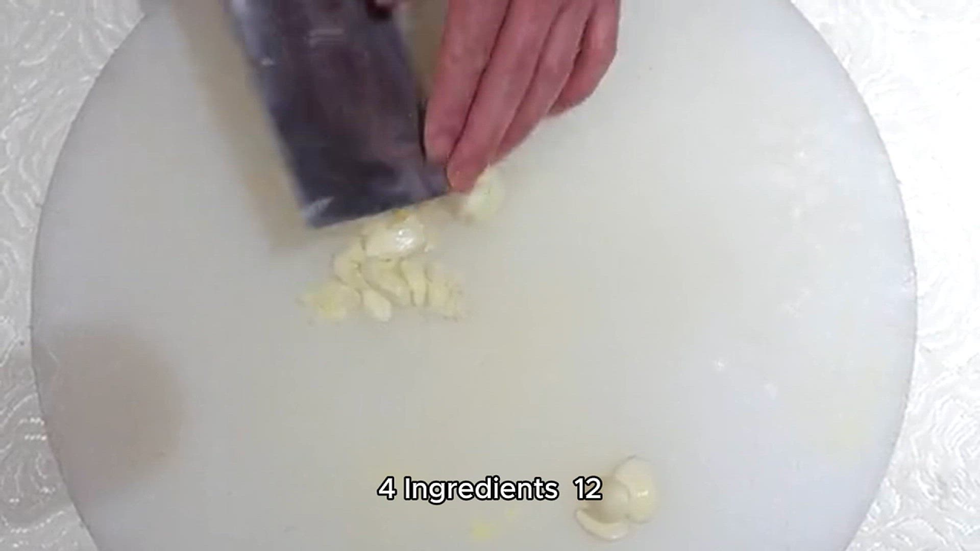 Video thumbnail for fettucine alfredo recipe