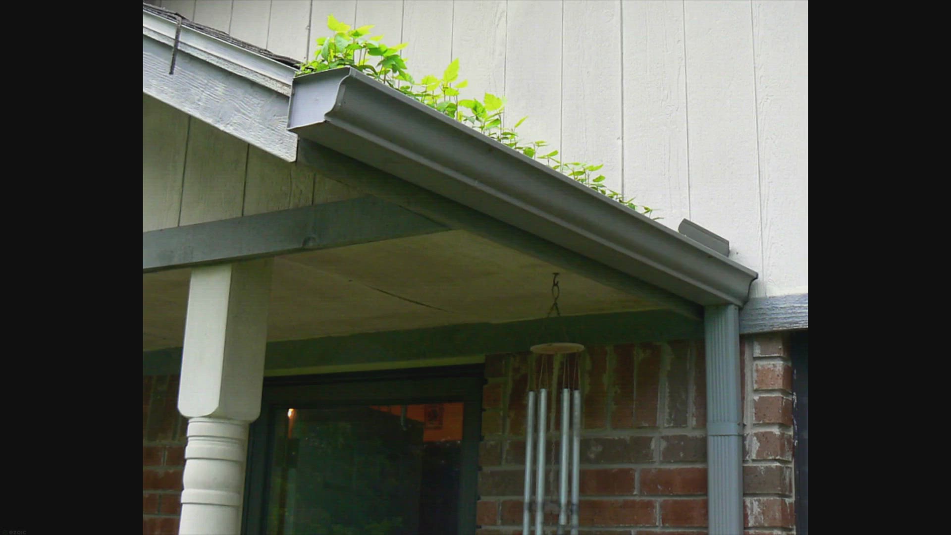 Video thumbnail for How Often Should I Clean My Gutters?