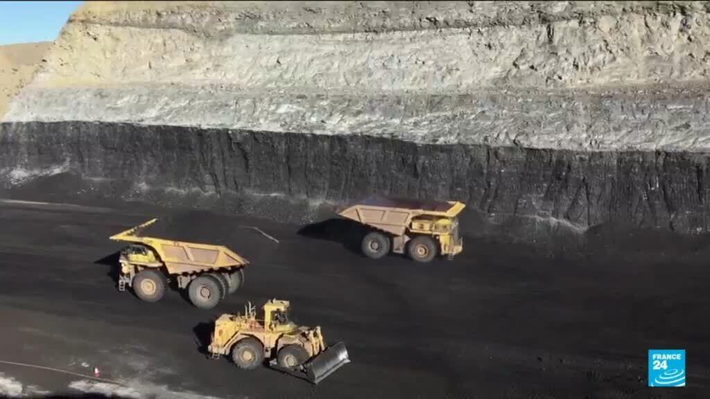 Video thumbnail for Trump signs executive orders to boost coal, a reliable but polluting resource