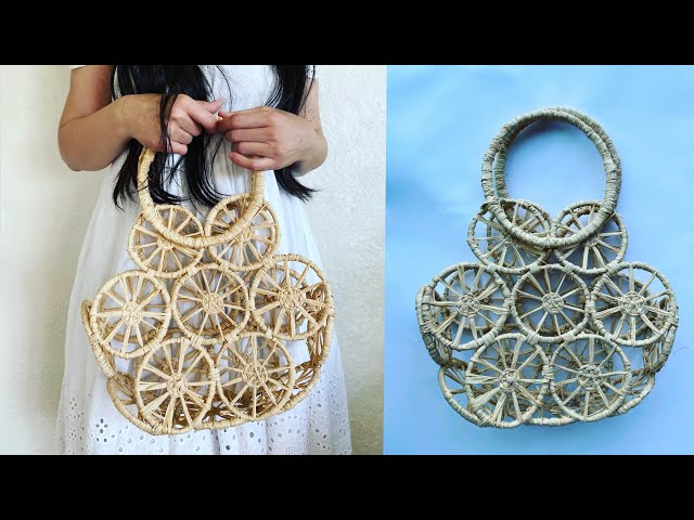 Video thumbnail for How to make a raffia bag using only natural materials #raffiabag