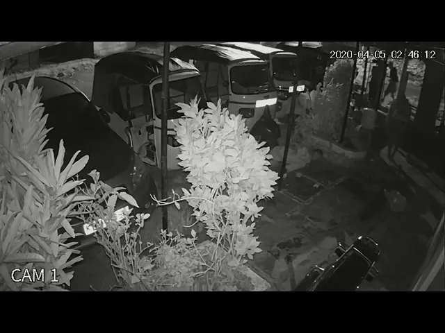 Video thumbnail for CCTV FOOTAGE: GUARD ATTACKED AND MURDERED IN COLD BLOOD BY THUGS IN UKUNDA VIEWER DISCRETION ADVISED