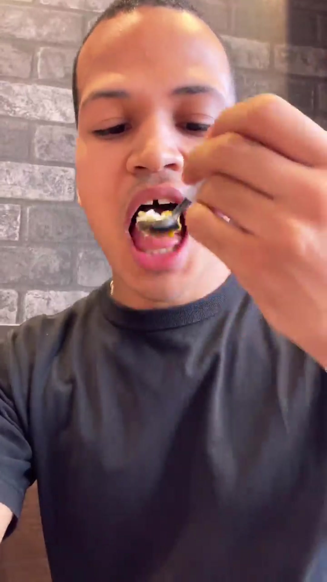 Video thumbnail for Ordering a Kids_ Meal in Japan(720P_60FPS)