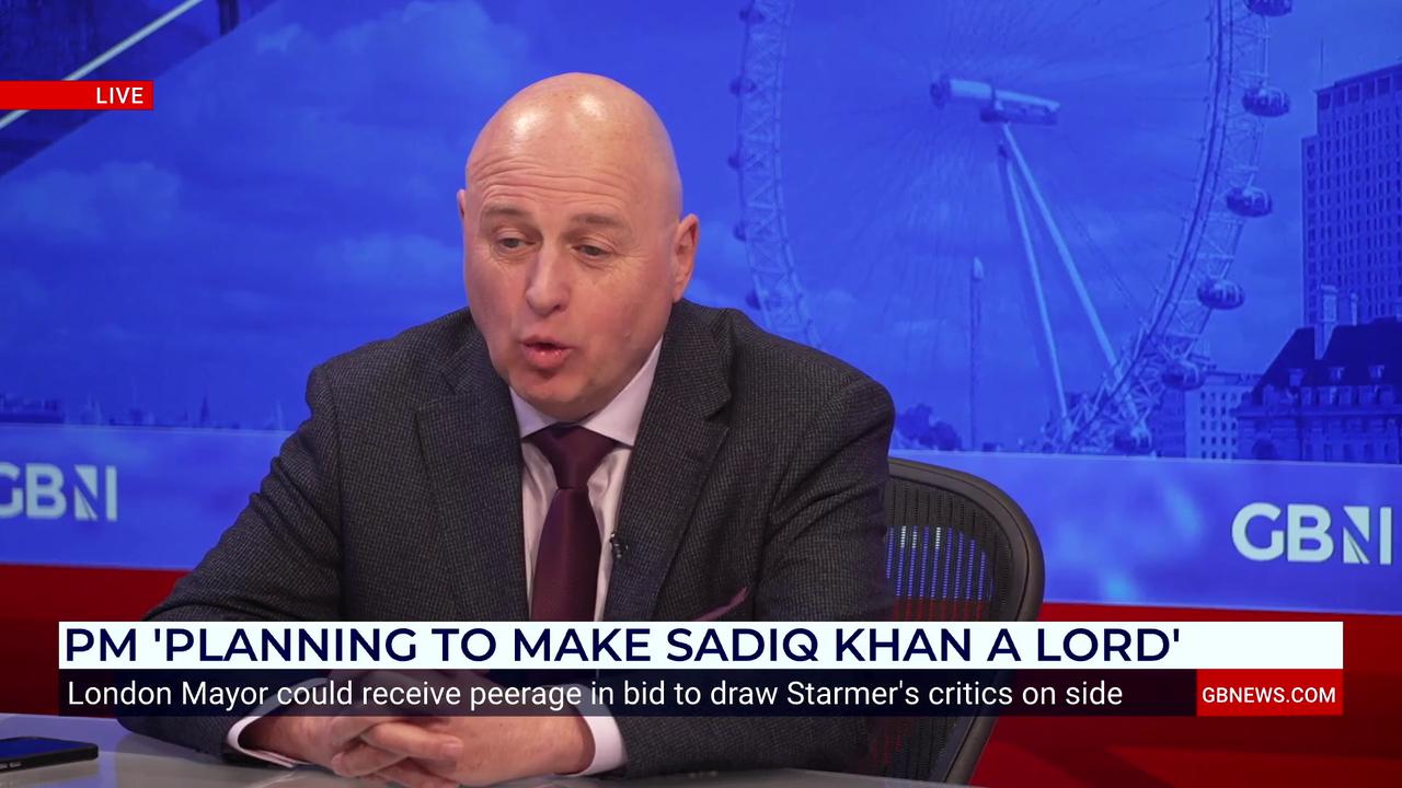 Video thumbnail for Keir Starmer accused of 'buying off' Sadiq Khan while PM eyes up handing peerage to future rival