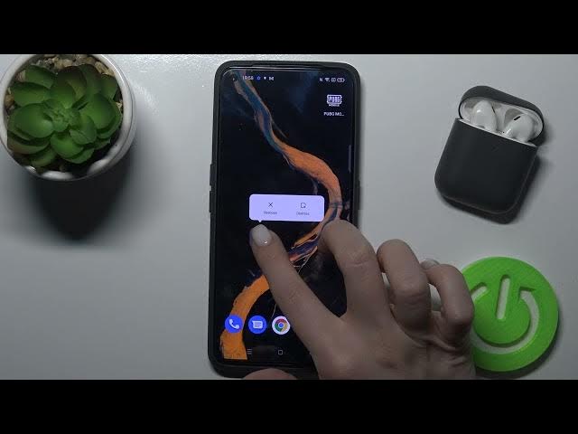 Video thumbnail for Realme GT Neo 2 - How To Create Home Screen Folders