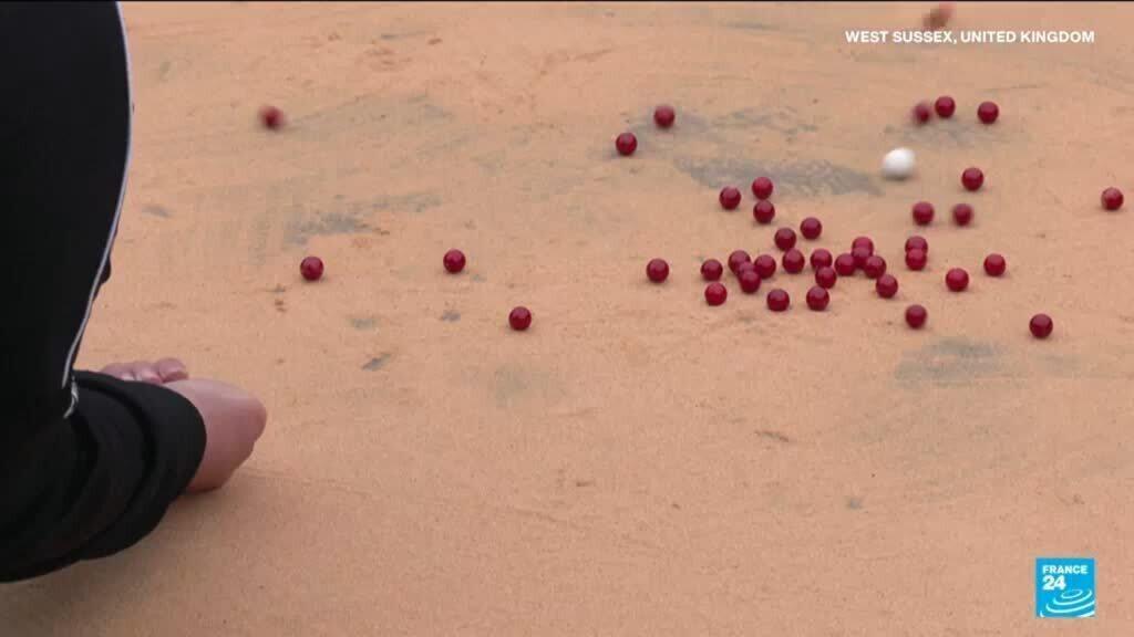 Video thumbnail for World Marbles Championship: Competition takes place in the UK