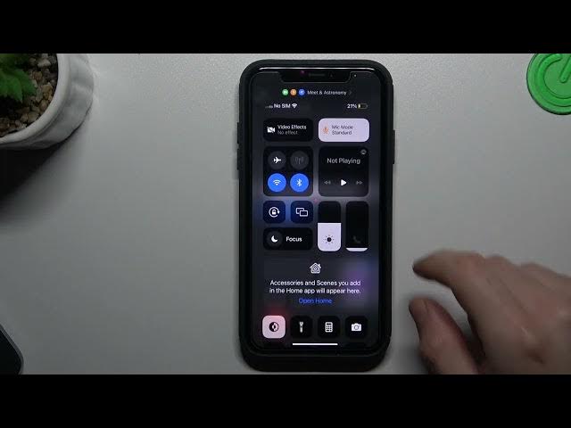 Video thumbnail for Transform Your Google Meet Experience: Learn How to Cast Your Screen to Your TV when Using iPhone