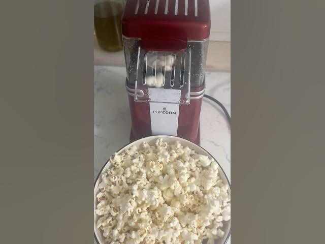 Video thumbnail for Popcorn patlamış mısır siz makina ile mi yoksa ocakta mı tercih edersiniz