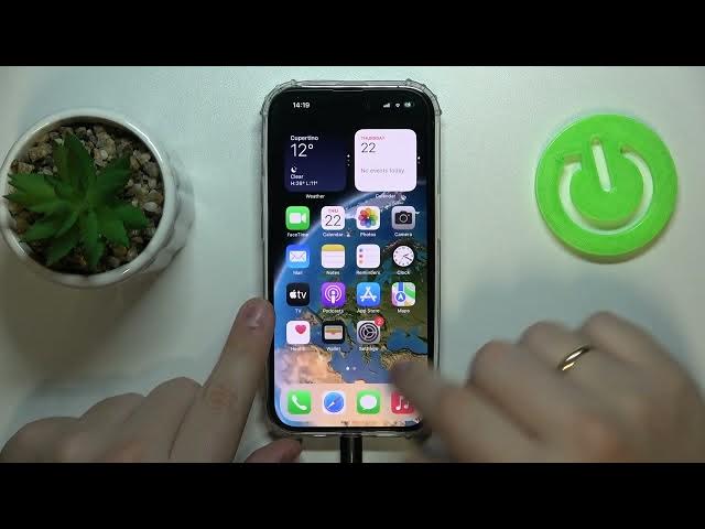Video thumbnail for How to Close Apps on the iPhone 14 Series Device - Plus / Pro / Pro Max