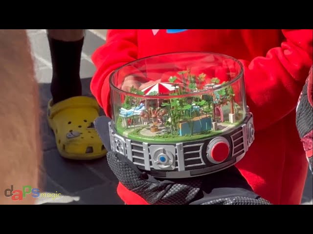 Video thumbnail for Ant-Man with Mini Bug's Land at Avengers Campus - Disney California Adventure