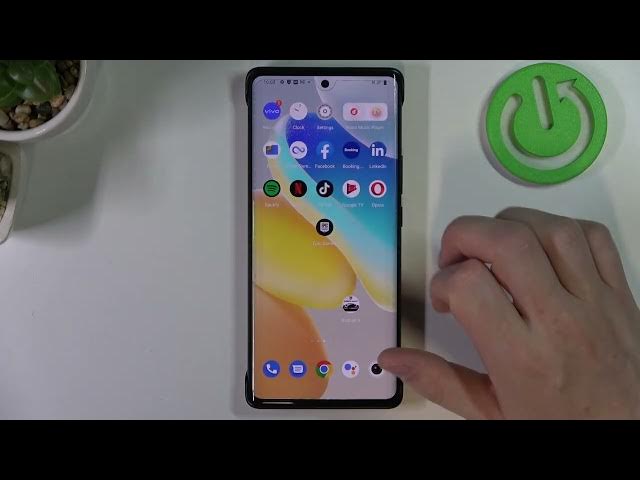 Video thumbnail for Is Fortnite Available On VIVO X80 Pro