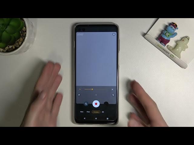Video thumbnail for How to Record Time-lapse on MOTOROLA Moto G100 – Camera Mode