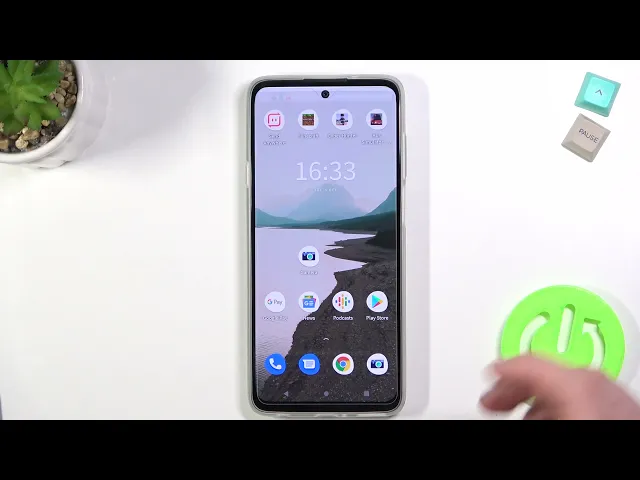 Video thumbnail for How to Find & Turn On Flashlight on MOTOROLA Edge 20 Lite – Enable Torch