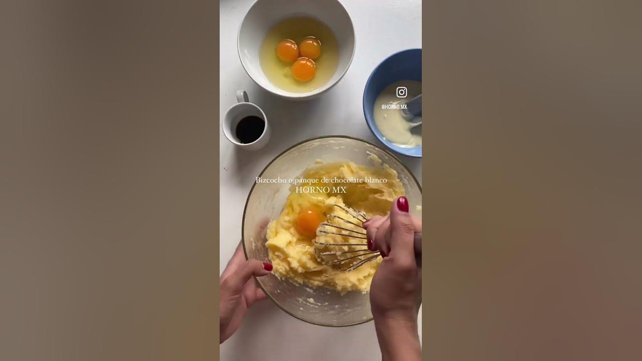 Video thumbnail for Panque o bizcocho de chocolate blanco Horno MX receta #shorts