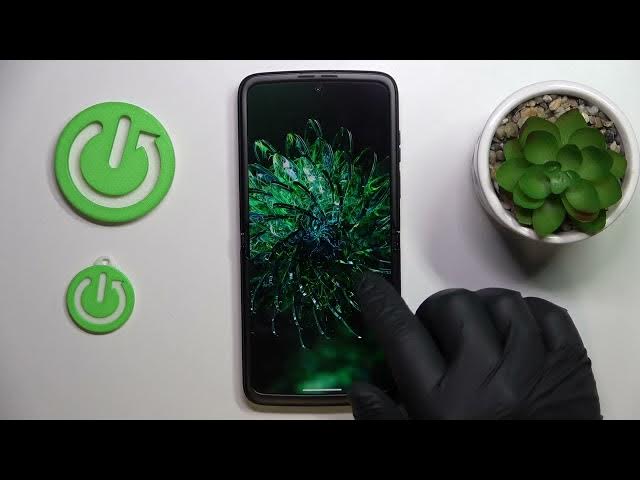 Video thumbnail for Motorola Razr 2022 - How To Extend RAM Memory