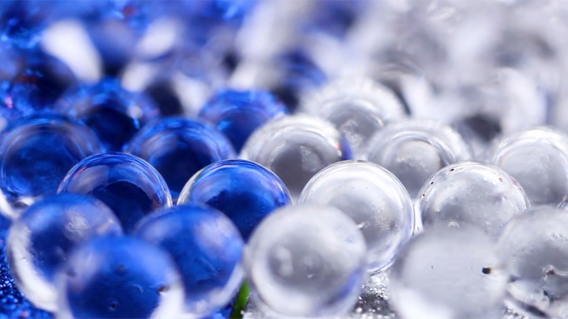 Video thumbnail for Scientists Propose a Wild Space Bubble Idea Involving Climate Change