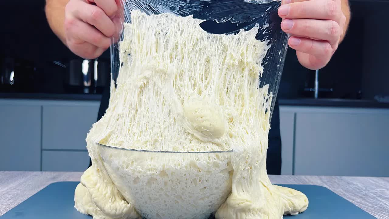 Video thumbnail for I don't buy bread anymore! New perfect bread recipe in 5 minutes. Anyone can do this