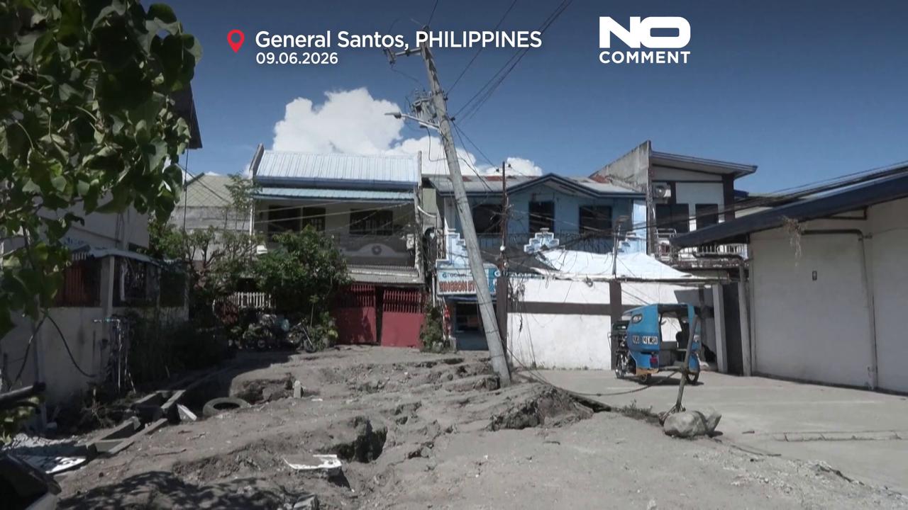 Video thumbnail for Philippines earthquake:  Residents clear debris amid concerns over aftershocks