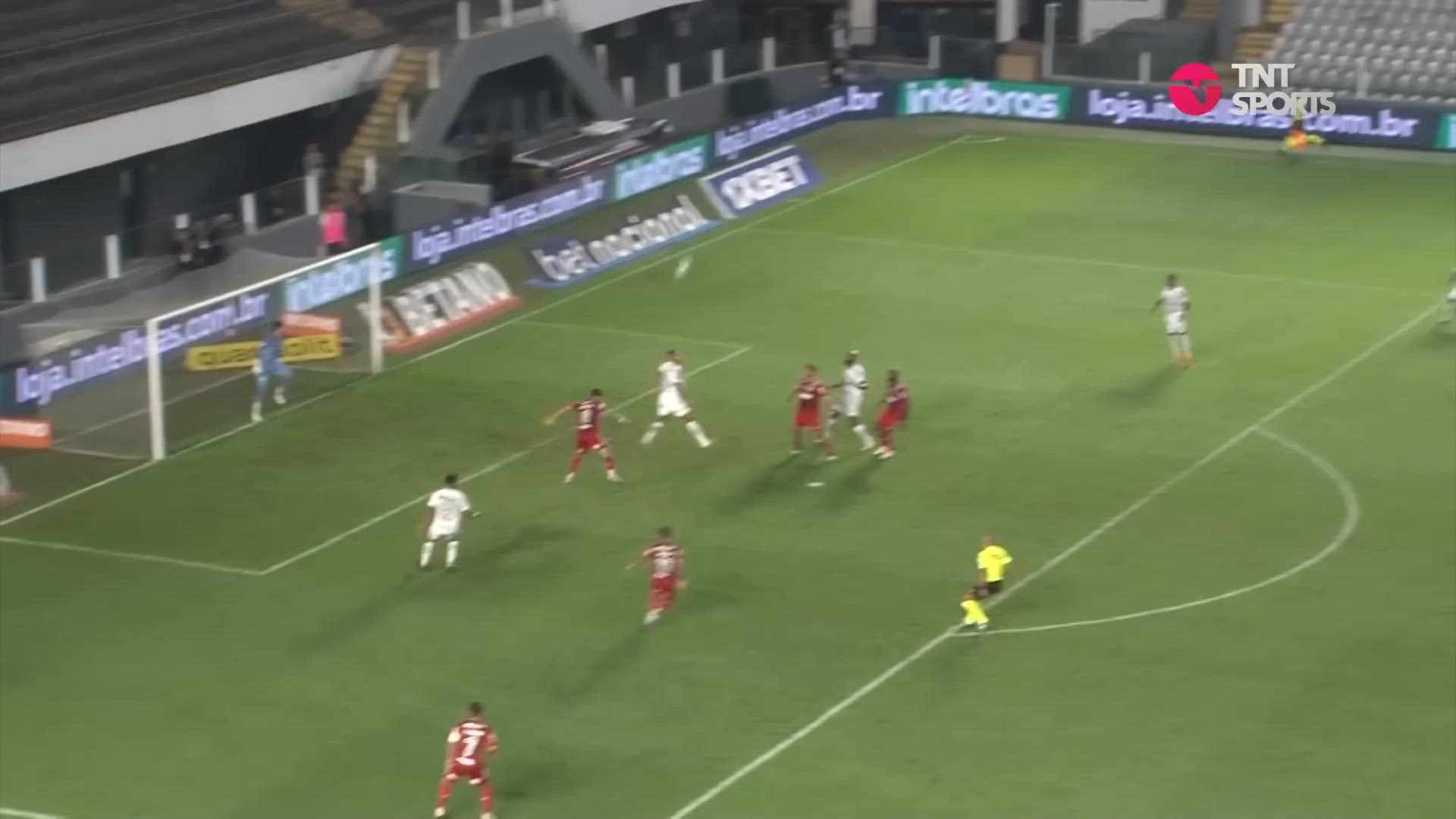 Video thumbnail for FLAMENGO VENCE NA VILA EM JOGO DE 5 GOLS! SANTOS 2 X 3 FLAMENGO - BRASILEIRÃO