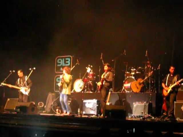 Video thumbnail for Twist and shout