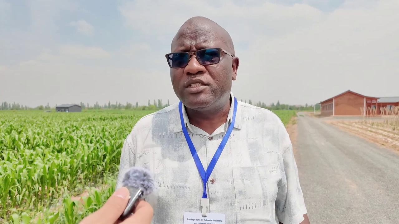 Video thumbnail for China: Kenyan water conservation specialists learn water-saving practices in NW China.