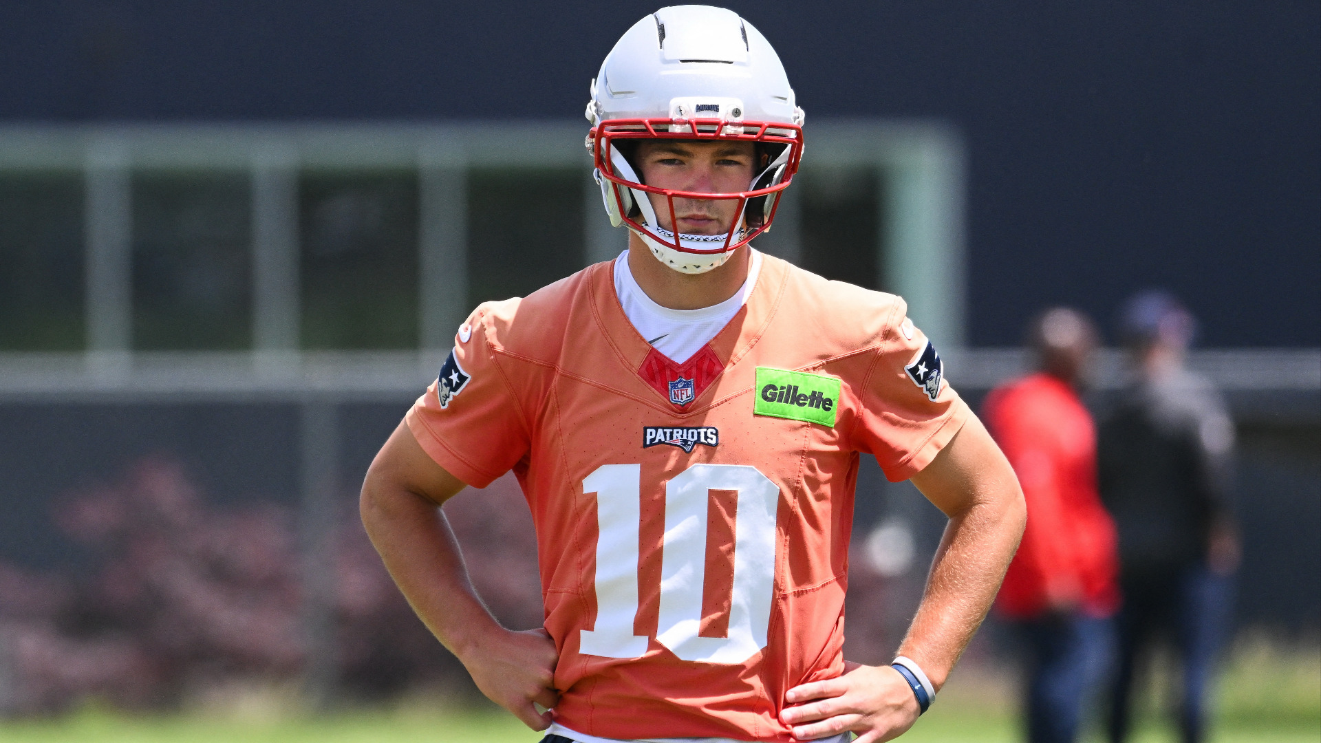 Video thumbnail for Is the NFL QB Position Evolving or Dissolving? Experts Debate