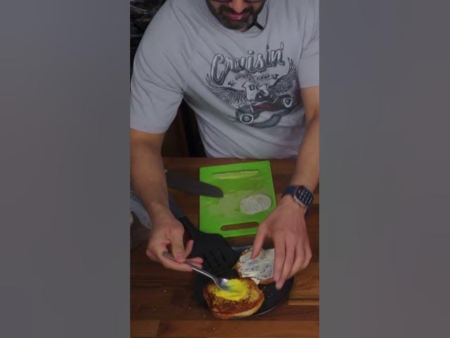 Video thumbnail for Easy Burger 🍔 #shorts