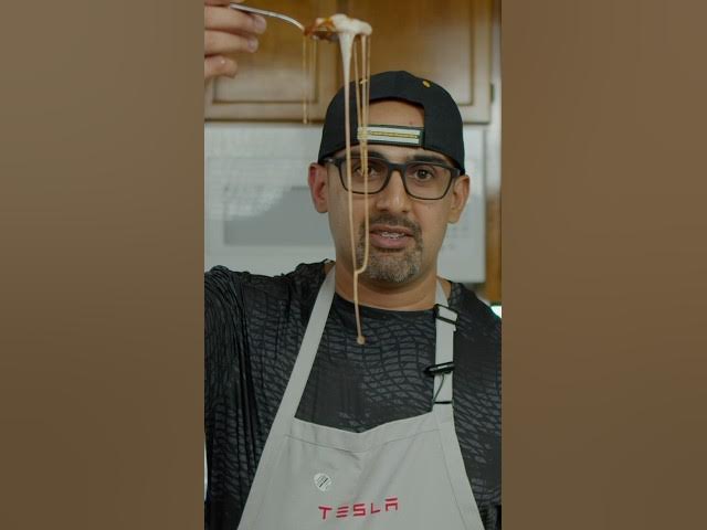 Video thumbnail for Dough-Free Delight: Pizza Without the Dough