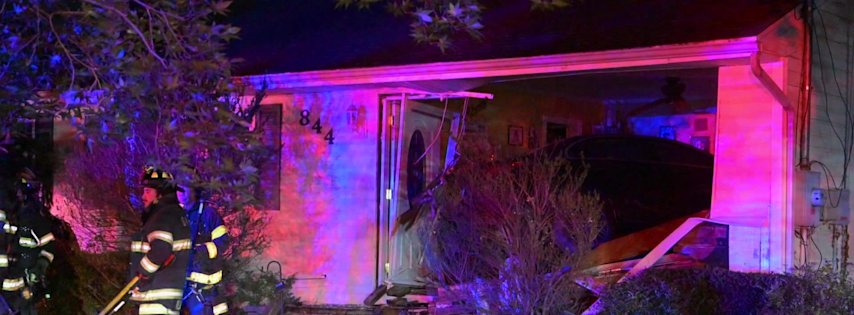Video thumbnail for Car smashes through front door of Deer Park home