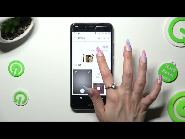 Video thumbnail for Add Pictures and Photos to a Text Message - WIKO U Pulse
