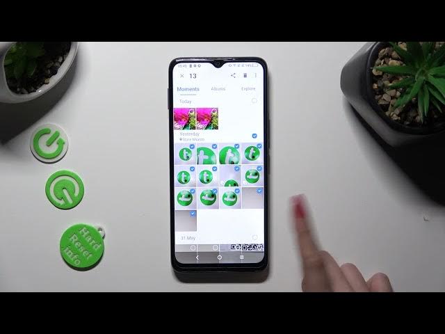 Video thumbnail for How To Select & Delete Multiple Photos In Gallery On TCL 408