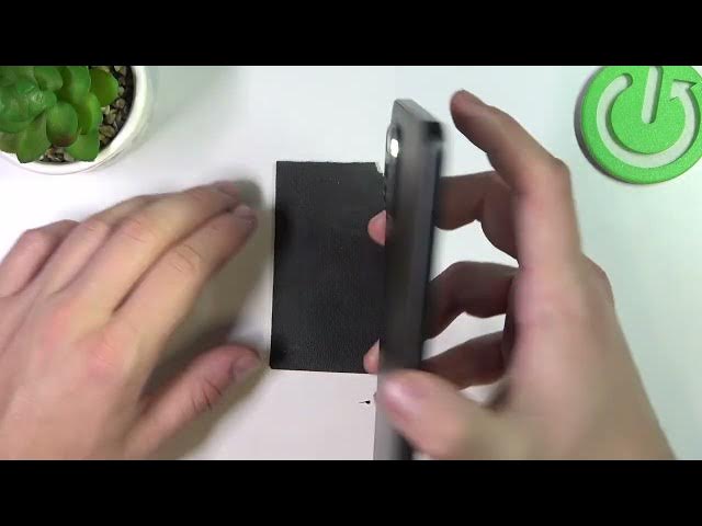 Video thumbnail for How to Turn Off Flashlight on NOKIA G60 – Disable Torch