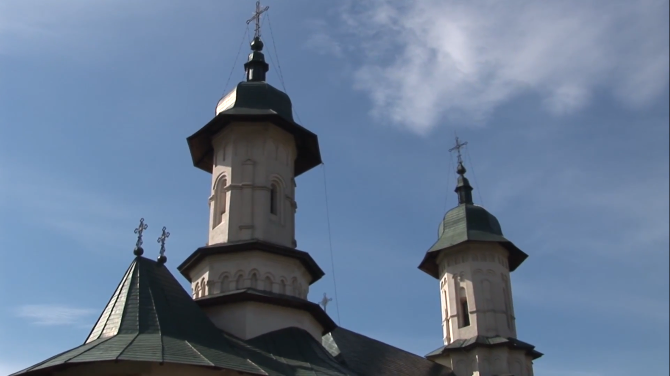 Video thumbnail for Voronet Monastery - Romania