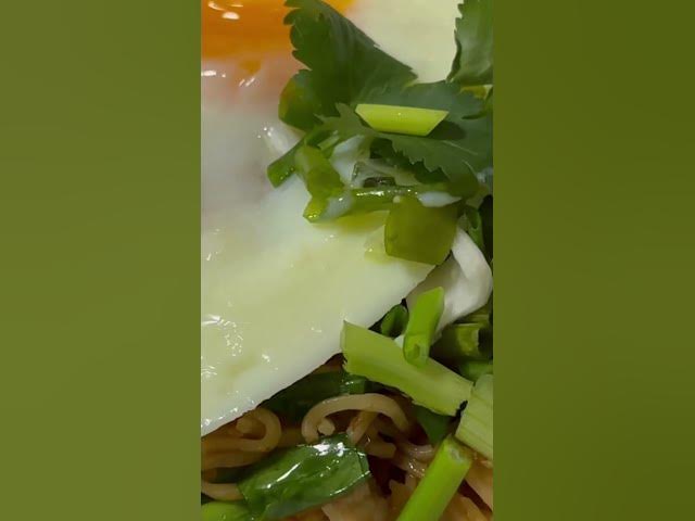 Video thumbnail for มาม่าผัด