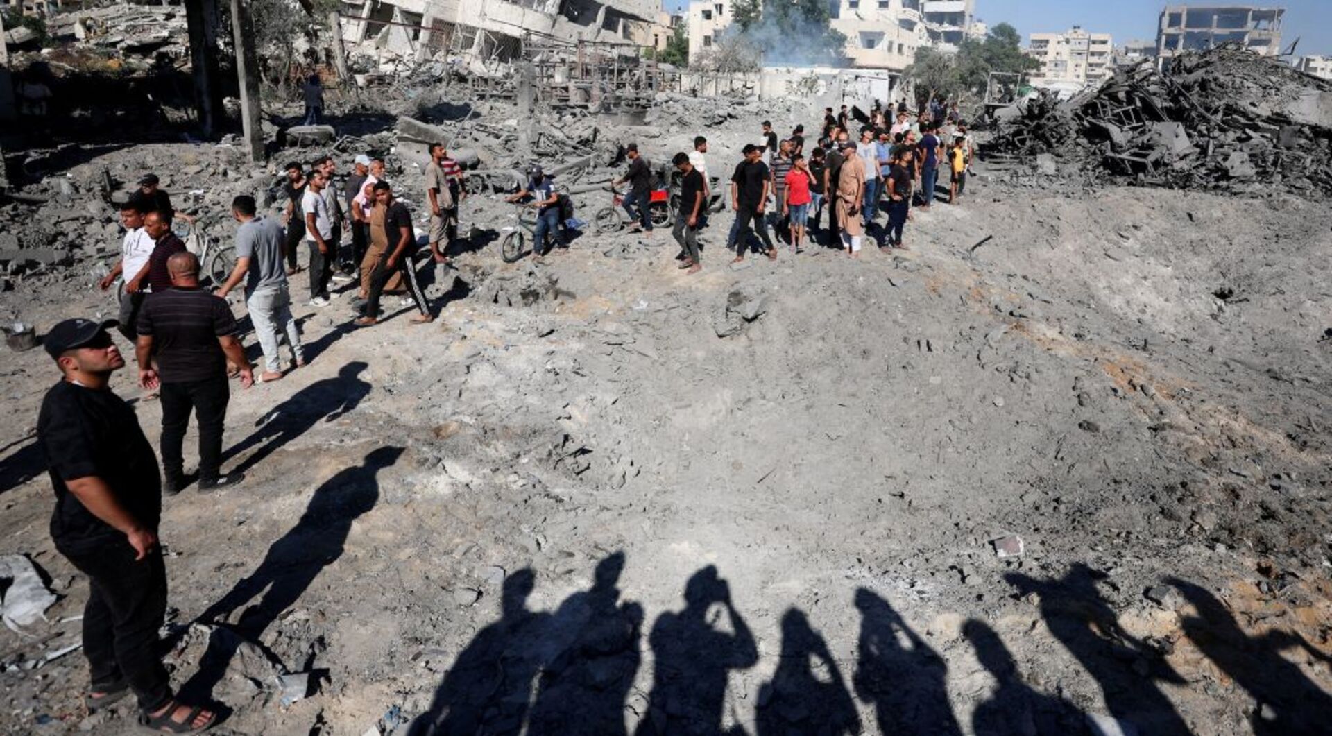 Video thumbnail for Israeli forces kill at least seven Palestinians in latest attacks on Gaza