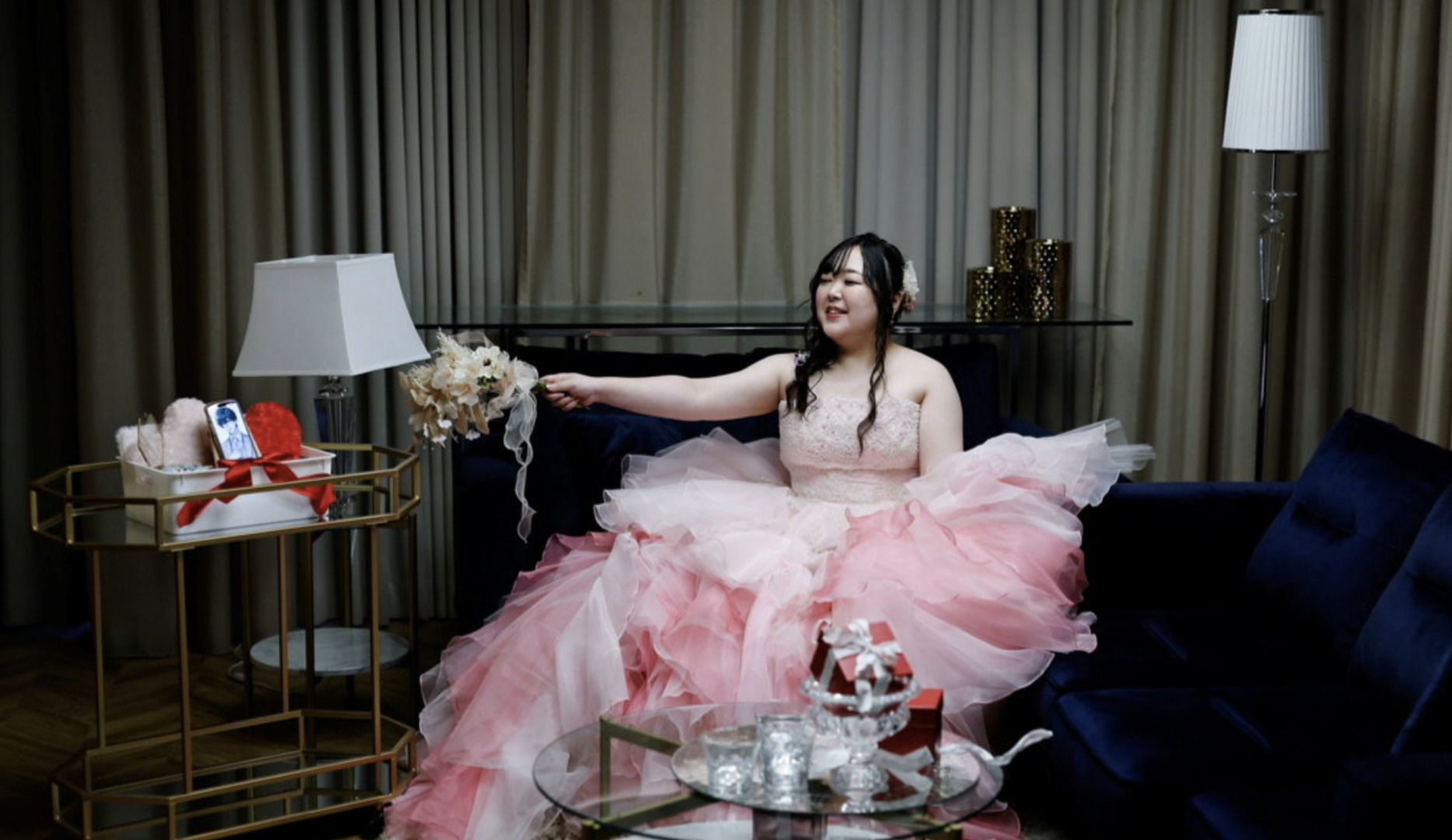 Video thumbnail for Japanese woman ties the knot with AI boyfriend