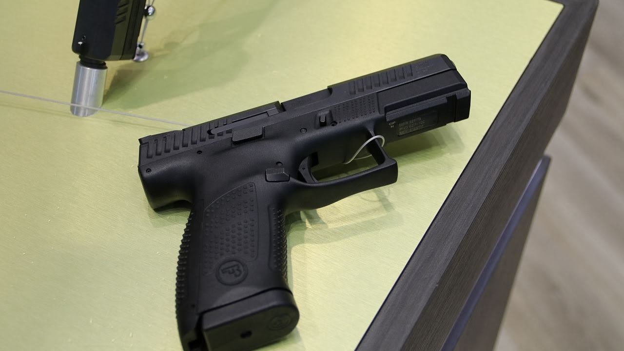 'Video thumbnail for New P-10 C CZ 9mm semi automatic pistol Ceska Zbrojovka law enforcement police officers IWA 2017'