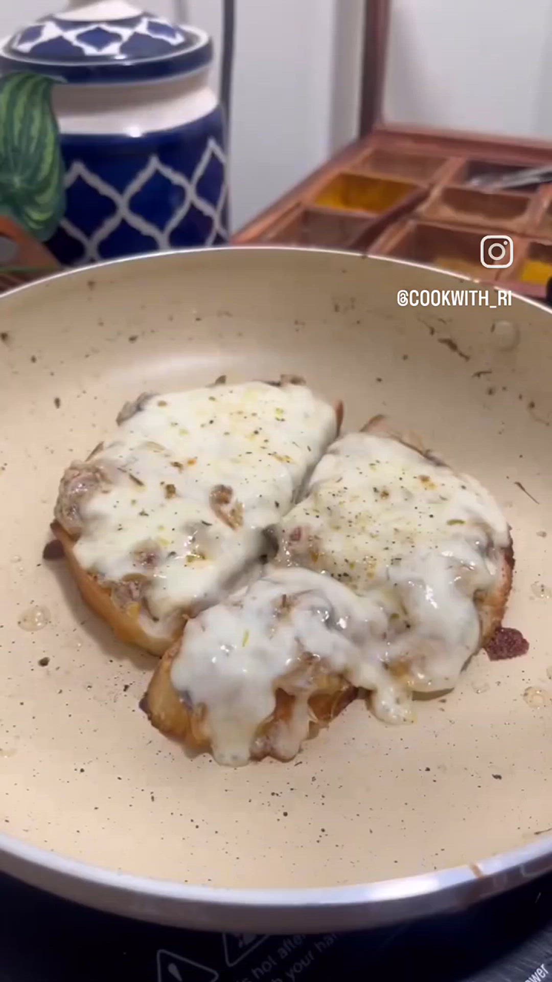 Video thumbnail for Tasty creamy mushroom